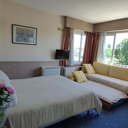 Hotel Restaurant Le Bellevue Montrichard 3 Etoiles モントリシャール エクステリア 写真